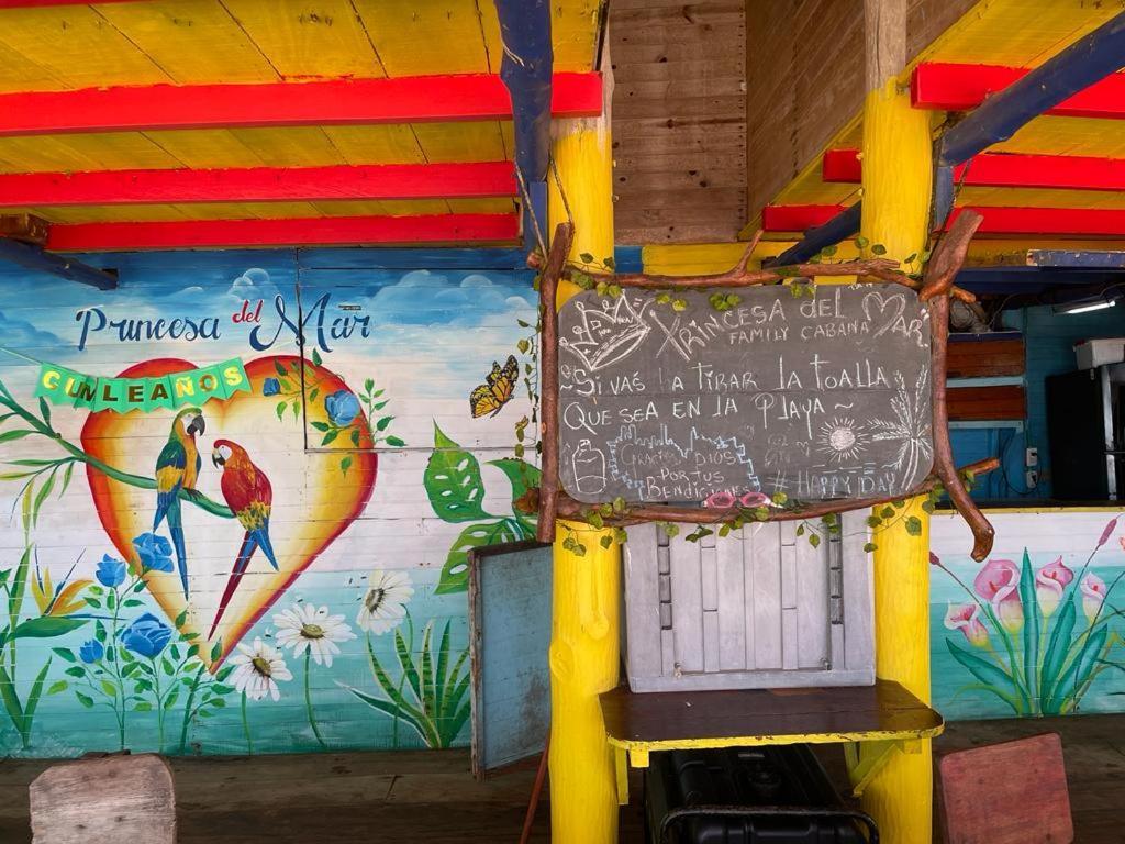ホテル Princesa Del Mar Pendales エクステリア 写真