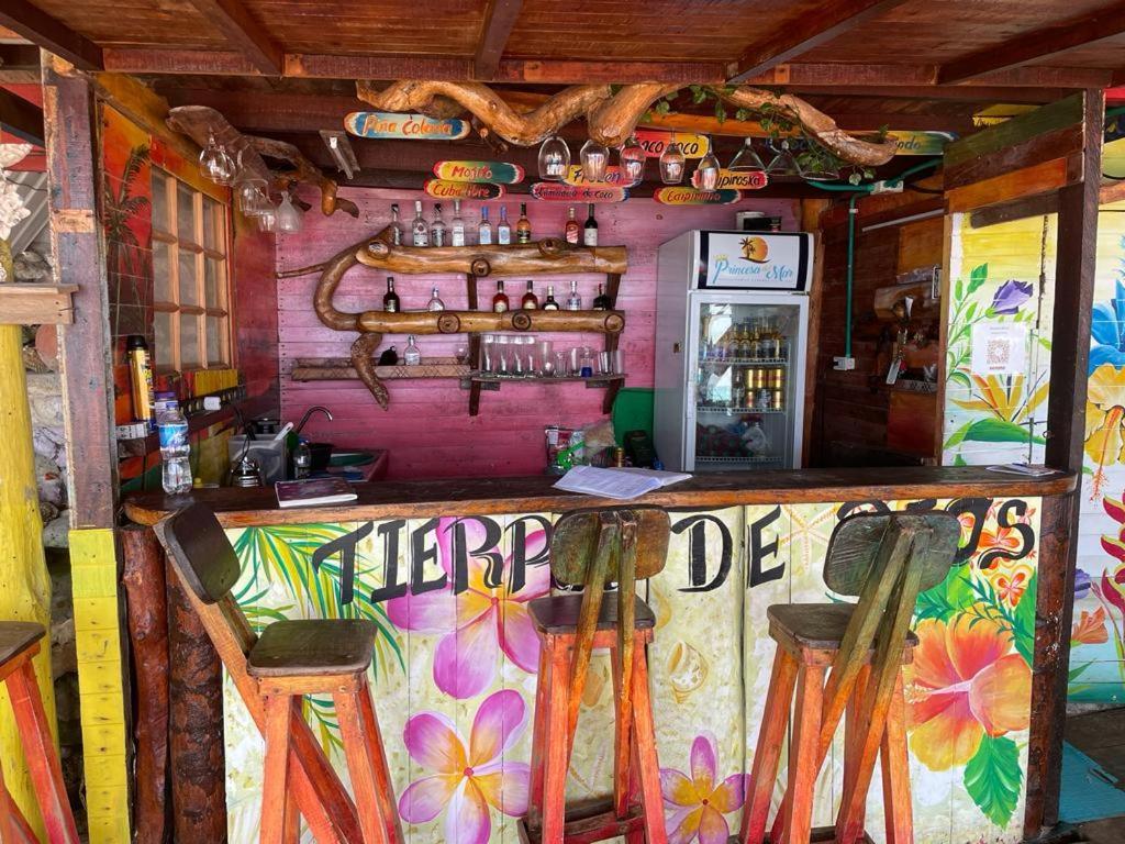 ホテル Princesa Del Mar Pendales エクステリア 写真