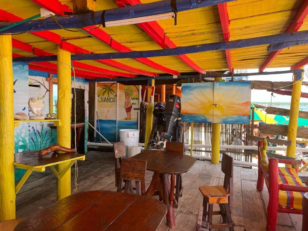 ホテル Princesa Del Mar Pendales エクステリア 写真