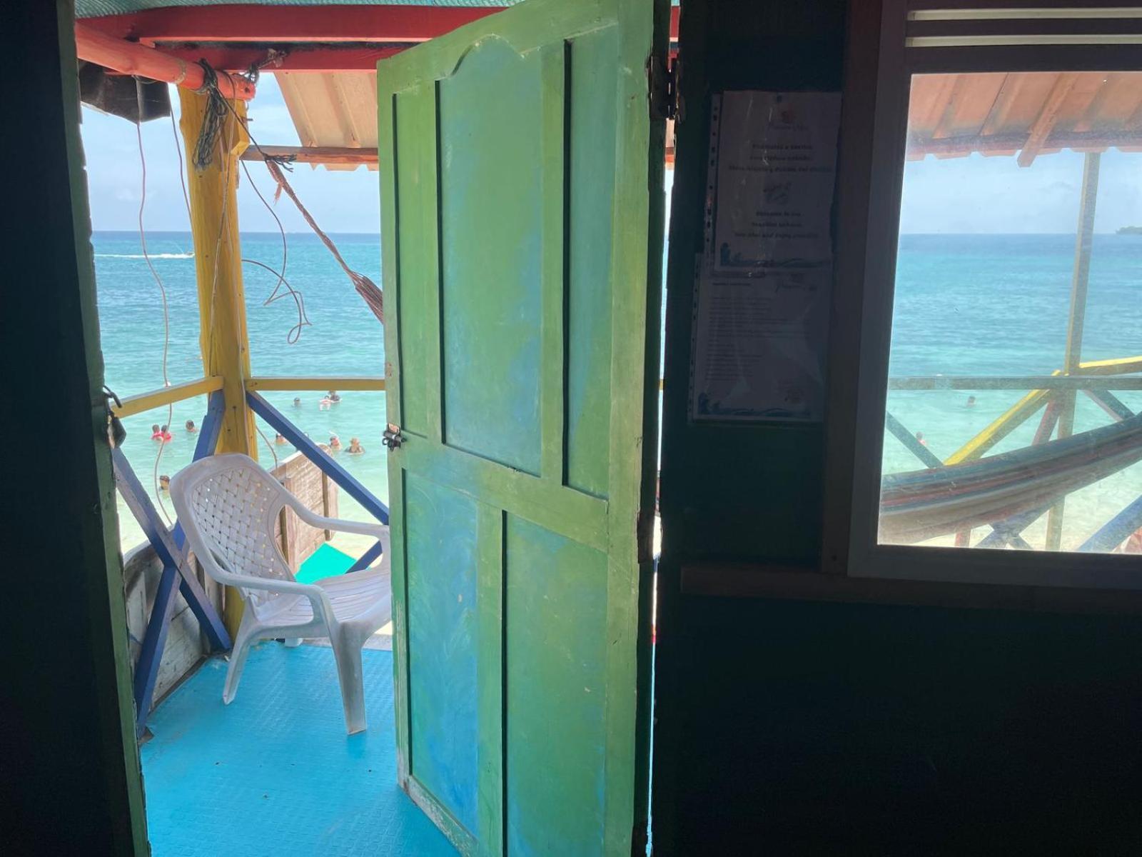 ホテル Princesa Del Mar Pendales エクステリア 写真