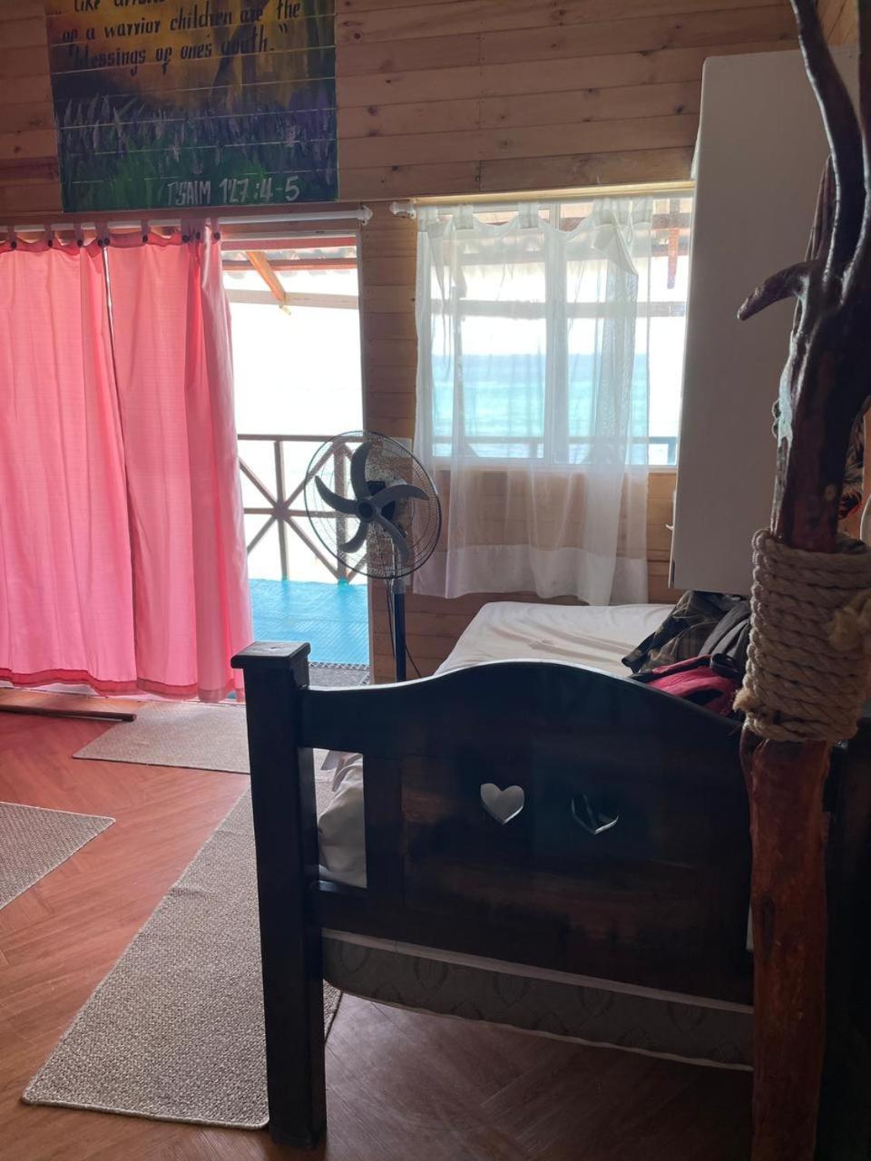 ホテル Princesa Del Mar Pendales エクステリア 写真